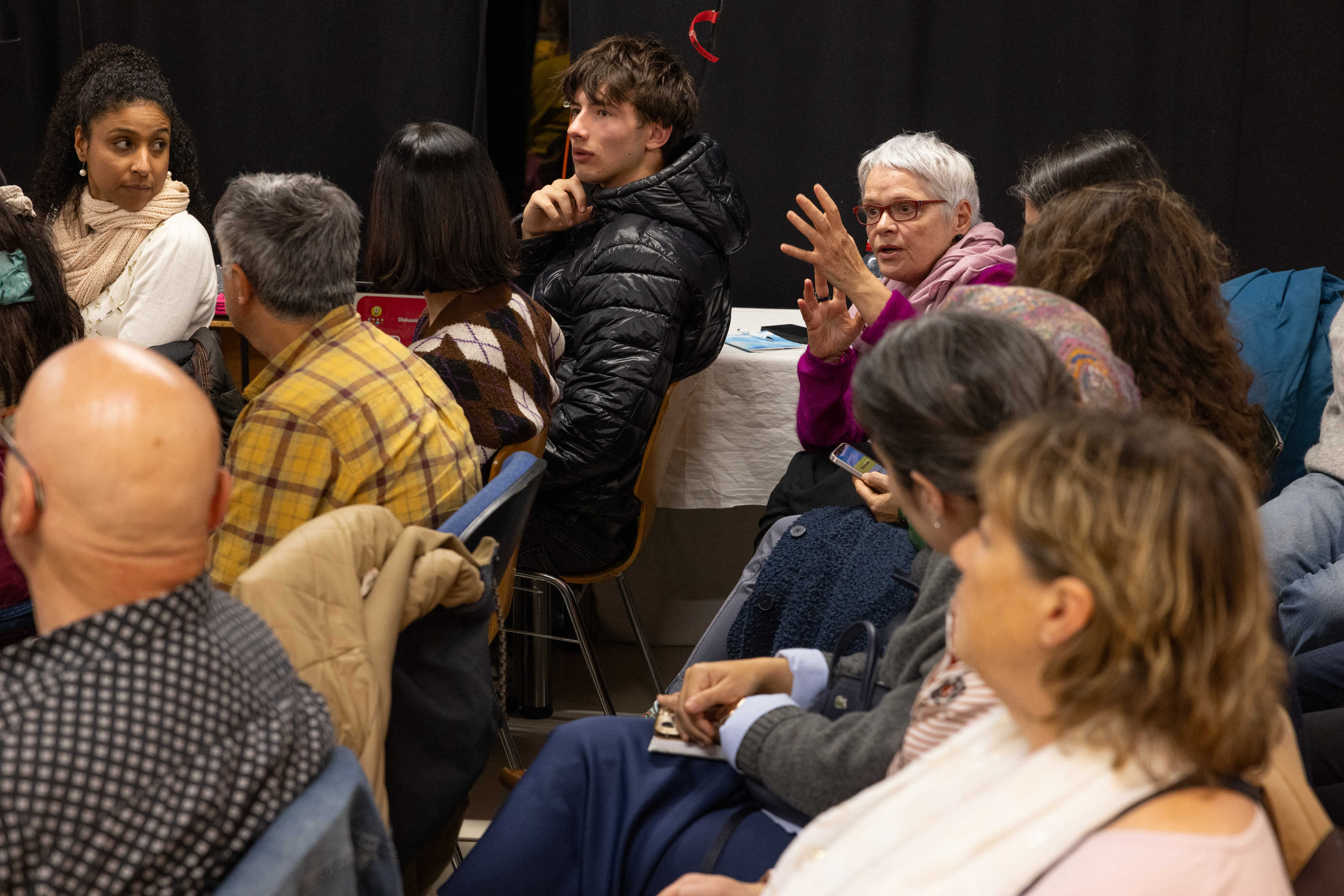 Das war die Veranstaltung Unsichtbare Wunden, gemeinsame Wege / Fotograf Fabio Blaser