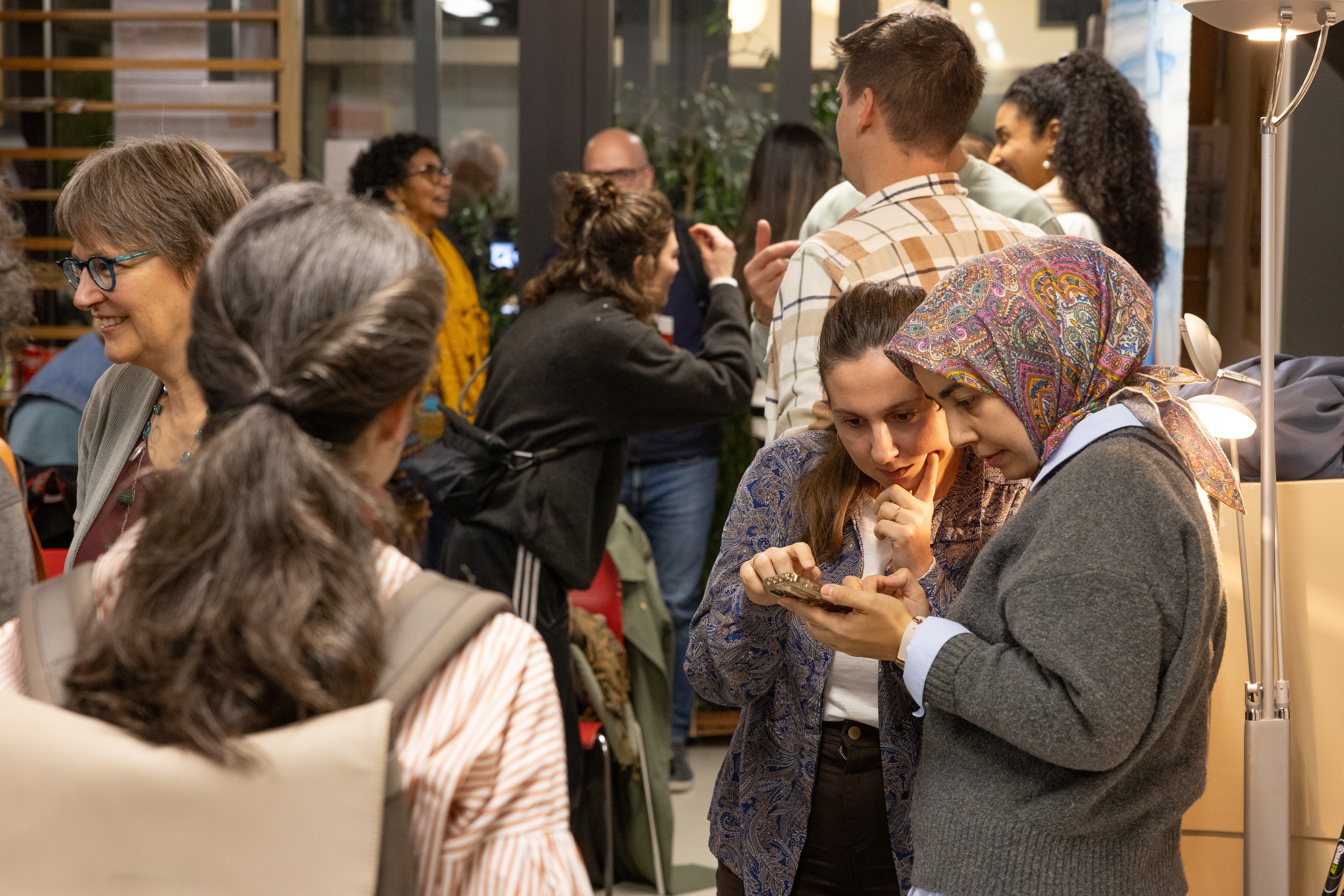 Das war die Veranstaltung Unsichtbare Wunden, gemeinsame Wege / Fotograf Fabio Blaser